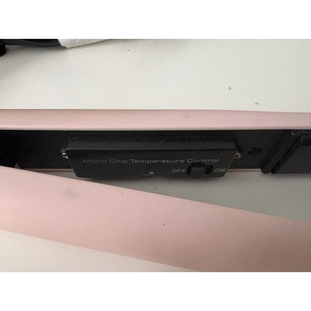 L'ange 1” Flat Iron Straightener Pink Micro Chip Temperature Control Model HS035